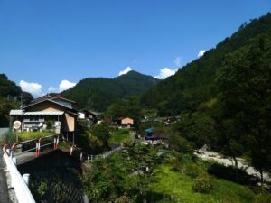 民家