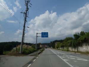 上田への道路