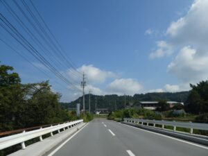 青木荘前の橋