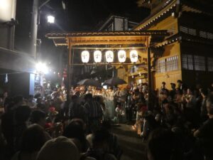 大湯前