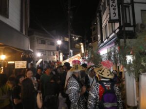 大湯通り