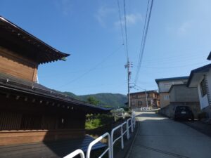 中尾の湯前