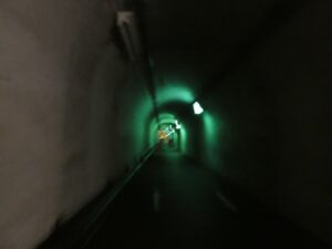 トンネル内