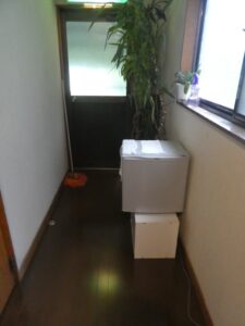 廊下の冷蔵庫