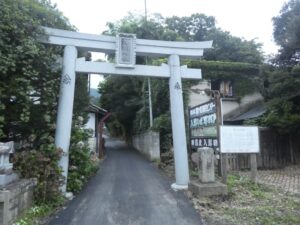 鳥居