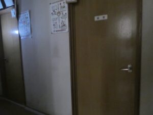 脱衣所のドア