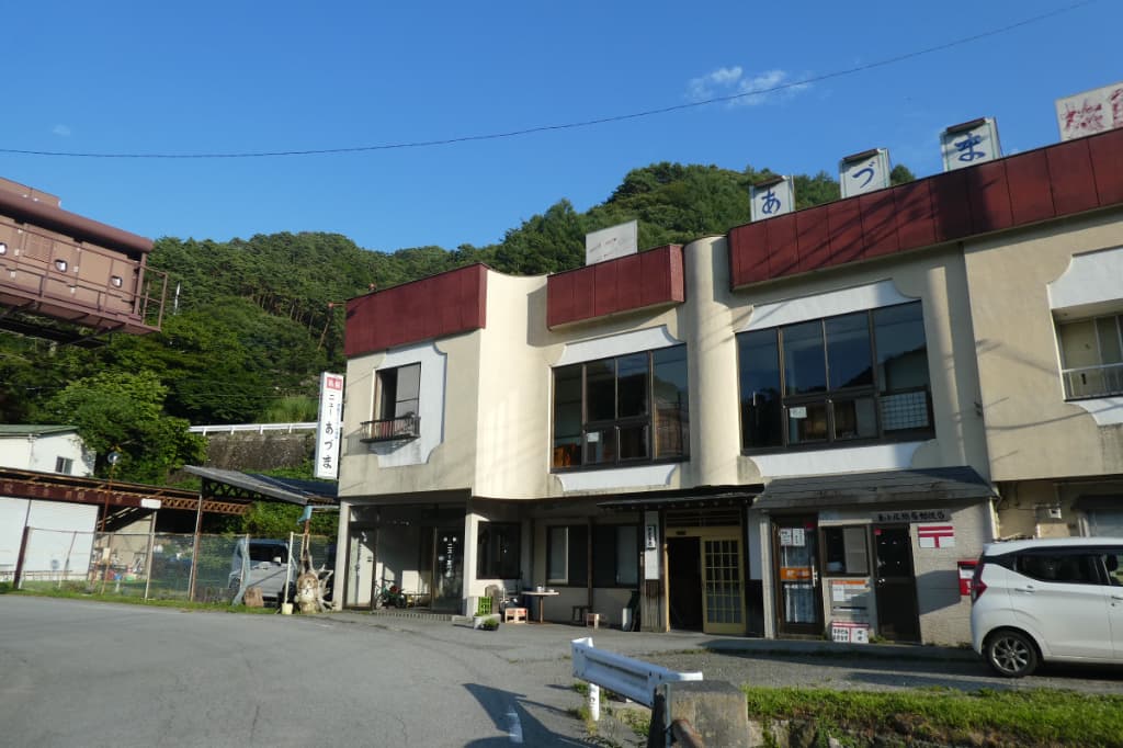 ニューあづま外観