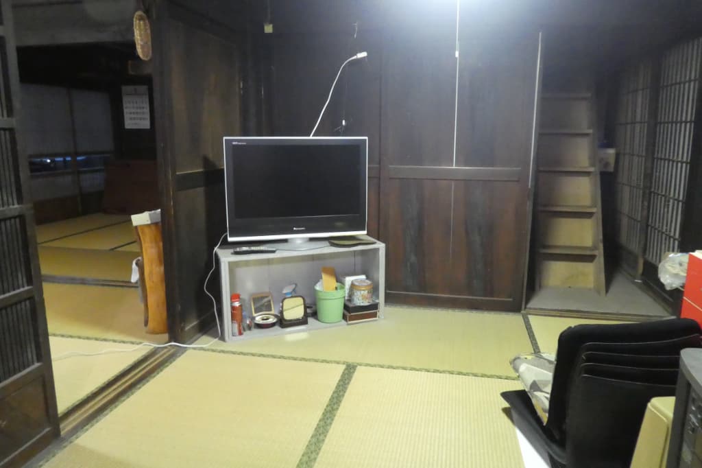テレビ